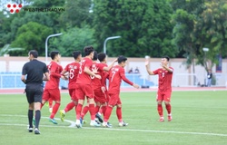 Hà Đức Chinh lập hat-trick cho U22 Việt Nam ngay trận đầu tiên ở SEA Games 30