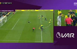 Arsenal thoát thua trong ngày HLV Ljungberg ra mắt nhờ VAR và Leno