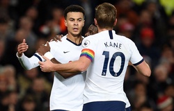 CĐV đặt câu hỏi cho Mourinho khi Dele Alli ghi bàn kỳ diệu trước MU