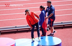 Webthethao trao thưởng cho tấm HCĐ của VĐV Phạm Thị Hồng Lệ