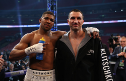 Wladimir Klitschko âm thầm hỗ trợ Anthony Joshua trước thềm tái đấu