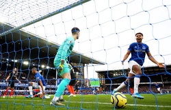 Chelsea trả giá vì kỷ lục tồi tệ từ thủ môn đắt nhất thế giới Kepa