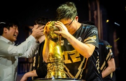 RNG gia hạn hợp đồng với Uzi, gây shock với Betty