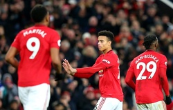 MU lộ chiến thuật khi camera quay Greenwood đọc chỉ dẫn từ Solskjaer