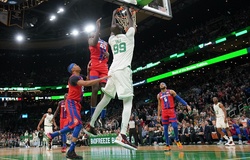 Tân binh Tacko Fall ra sân, Boston Celtics thắng nhẹ nhàng trước Detroit Pistons