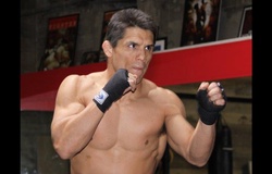 Frank Shamrock tin Lý Tiểu Long sẽ là một võ sĩ đáng gờm nếu đấu UFC