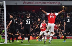2 cầu thủ MU bị chỉ trích gay gắt sau thất bại trước Arsenal