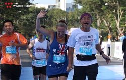 Cái "Tình" của những runner trên đường chạy HCMC Marathon 2020
