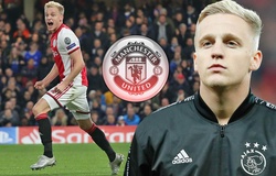 MU choáng khi Ajax hét giá cho tiền vệ Van de Beek