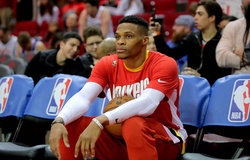 Russell Westbrook rớm nước mắt khi trở về mái nhà xưa