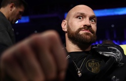 Tyson Fury tập luyện với 2 võ sĩ vô danh để chuẩn bị tái đấu Deontay Wilder