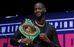 Deontay Wilder đáp trả về trò "tự sướng" của Tyson Fury