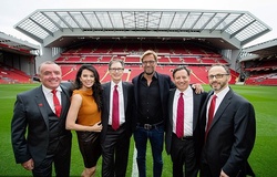 Sếp Liverpool "chấm" HLV Klopp chỉ với một cuộc điện thoại