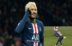 Neymar khiến đối phương “hớ” nặng với pha chuyền bóng bằng… mông