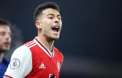 Tiền đạo Arsenal vượt qua Greenwood về ghi bàn tuổi teen