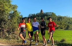 Dàn “elite đất võ” khoe ảnh chạy bộ, nghỉ ngơi dịp xuân Canh Tý
