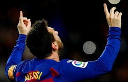 Messi ăn mừng cột mốc chiến thắng mới với Barca bằng cú đúp