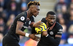 Trung vệ Chelsea ghi bàn tốt hơn tiền đạo chủ lực trong năm 2020