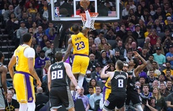 LeBron James đạt triple-double, giúp LA Lakers cắt chuỗi thua