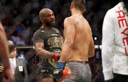 Jon Jones úp mở khả năng vào WWE