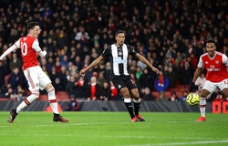 Arsenal thắng Newcastle với siêu phẩm của Ozil sau màn phối hợp mãn nhãn