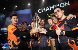 Team Flash Liên Quân Mobile được Forbes Việt Nam vinh danh