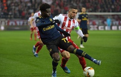 Sao trẻ Arsenal được khen đạt đẳng cấp như Bergkamp, Giggs hay Scholes