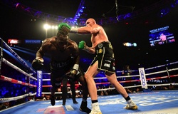 HLV của Deontay Wilder, ông Jay Deas không phải là người tung khăn xin hàng