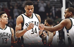 Milwaukee Bucks làm nên điều lịch sử tại giải bóng rổ NBA