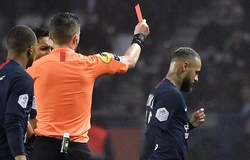 Neymar bị nghi ngờ cố tình kiếm thẻ đỏ để về Brazil