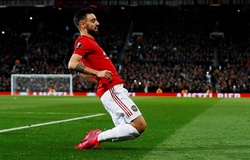 Bruno Fernandes được so sánh với huyền thoại MU sau trận thắng Brugge