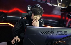 HLV Kim: Faker là một thủ lĩnh, luôn biết cách tạo điểm nhấn