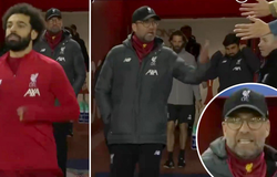 Klopp nổi cáu với CĐV trong ngày Liverpool bị loại khỏi Cúp C1