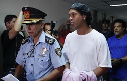 Ronaldinho lần thứ hai bị từ chối tiền bảo lãnh khổng lồ để ra tù
