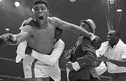 Huyền thoại boxing Muhammad Ali là ai?