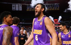 Andrew Bogut: Chúng tôi bị coi như những con tốt thí