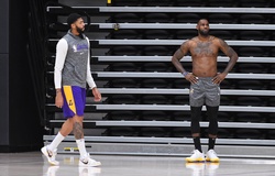 Cầu thủ NBA sợ "mất tay" vì COVID-19