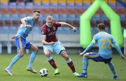 Trực tiếp Slutsk vs Slavia Mozyr: Mở màn kém vui