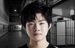 Tuyển thủ LPL bị cắt hợp đồng vì bán độ