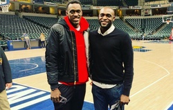 Pascal Siakam phát điên khi chỉ nhìn thấy anh trai qua điện thoại