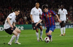 Tròn 10 năm Messi “hạ sát” Arsenal bằng một cú poker