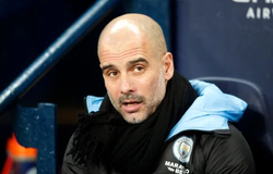 Tin bóng đá mùa COVID-19 7/4: HLV Guardiola giảm lương để chống COVID-19