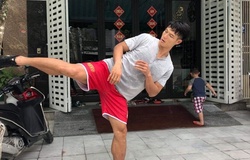 Ở nhà vì COVID-19, Nguyễn Văn Hùng vẫn “3 đầu 6 tay” với việc nhà, việc cơ quan