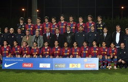 Đội trẻ Barca của HLV Guardiola chỉ còn duy nhất ai trụ lại đội một?