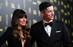 Tiền đạo Robert Lewandowski sợ vợ tới mức nào?