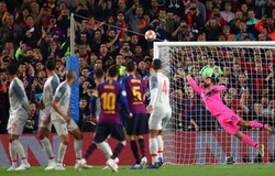Tròn 1 năm Messi cán mốc 600 bàn cho Barca
