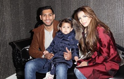 Amir Khan chơi khăm con gái quá độ, tài tử Bradley Cooper có con rơi hồi nào chẳng hay