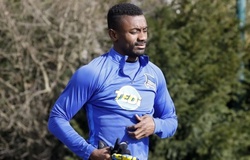 Kalou hồn nhiên livestream, Bundesliga đứng trước nguy cơ tiếp tục hoãn