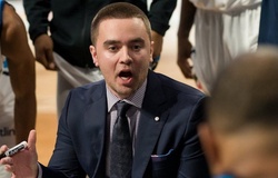 HLV Nha Trang Dolphins nói gì về bản hợp đồng Huỳnh Vĩnh Quang?