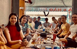 IRONMAN 70.3 Vietnam 2020 hoãn vì COVID-19, “dân tri” Việt đổ về Đà Nẵng tắm nắng, ăn hải sản